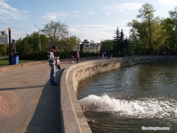 Наполнение пруда водой