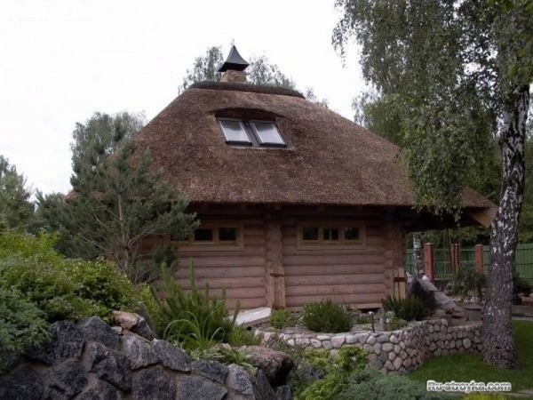 Обустройство кровли из соломы